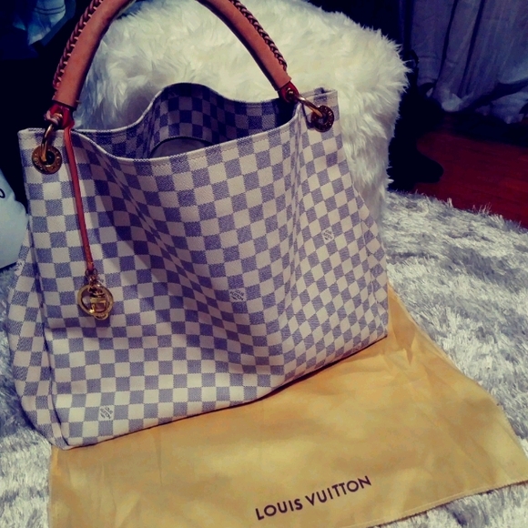 Handbags - Louis Vuitton